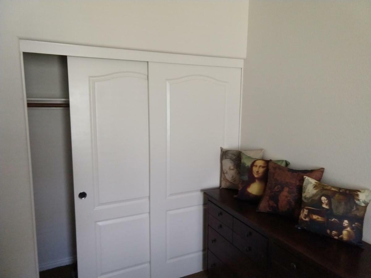 Six Flags Luxury Private Rooms Santa Clarita Luaran gambar