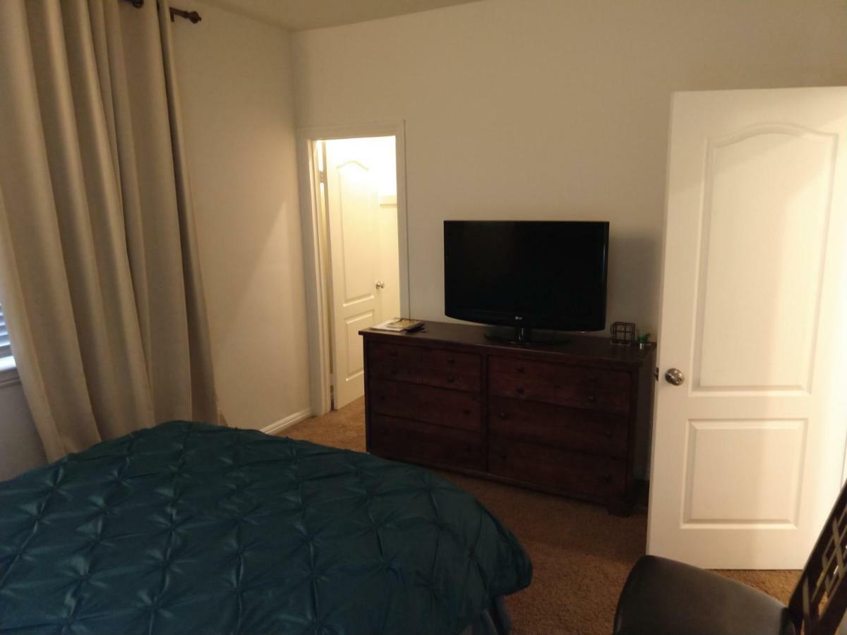 Six Flags Luxury Private Rooms Santa Clarita Luaran gambar
